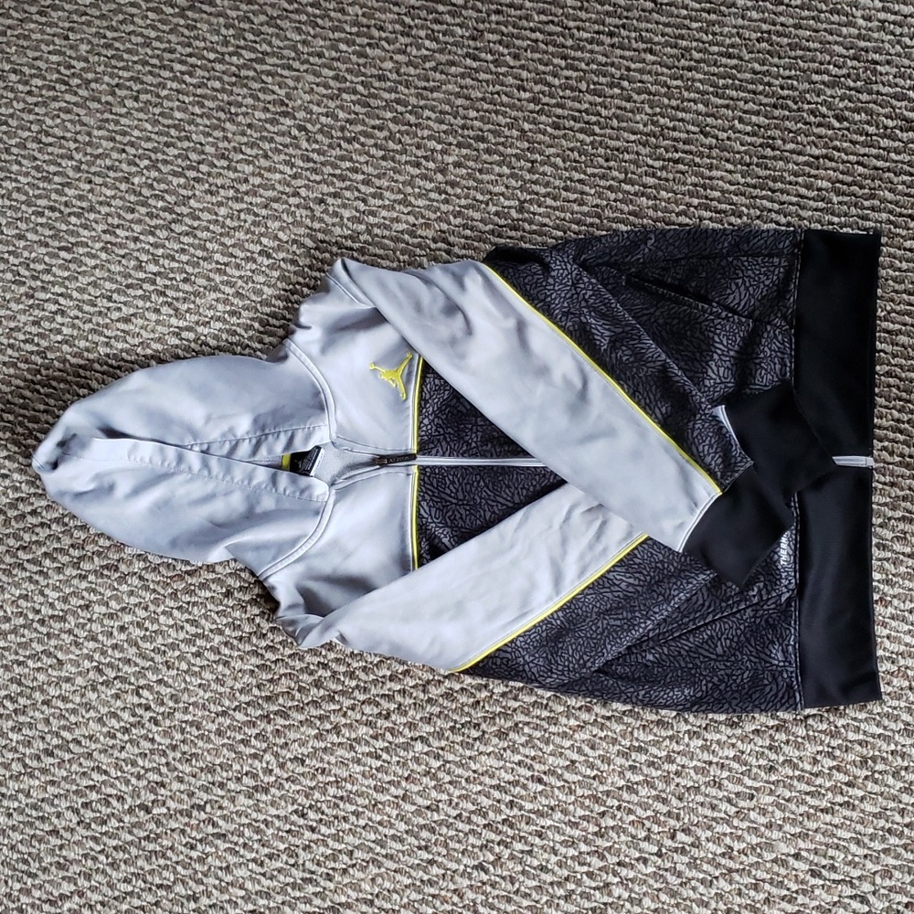 Boys Jordan Zip Up Size Large - Picture 2 of 4